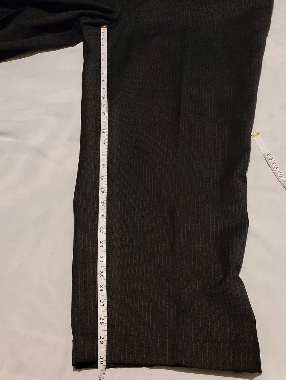 Chaps Men's Charcoal Pinstriped Suit 48L 43W Trousers Wool/Cashmere Blend NWT